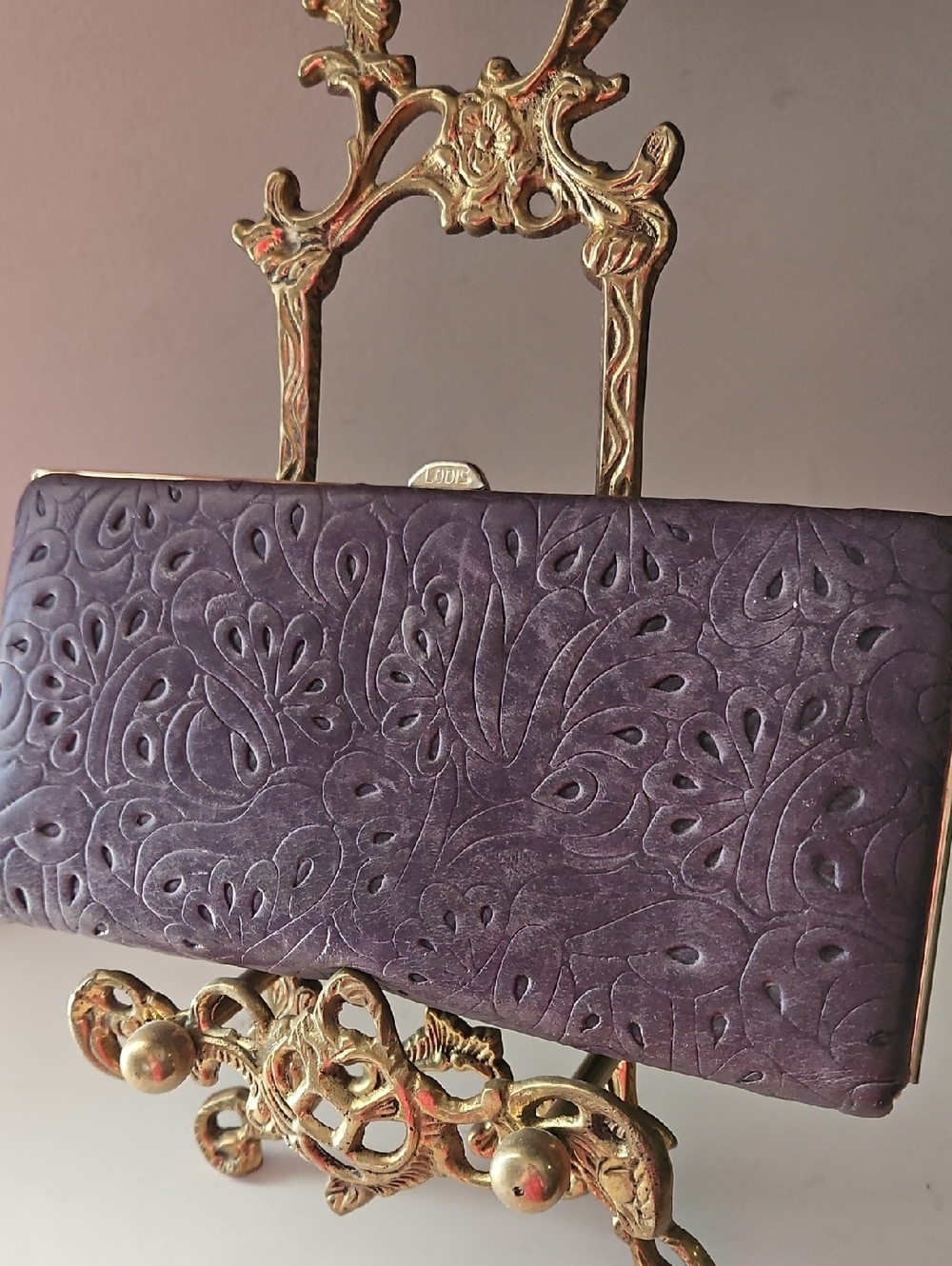 LODIS PURPLE EMBOSSED FLORAL TOOLED LEATHER CREDIT CARD LUXURY WALLET - Picture 2 of 6